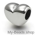 My-Beads charm Heart Sterling Silver

This silver charm fits all common charm bracelets.
Material: Sterling Silver 925.
Includes gift packaging