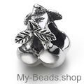 My-Beads charm Cherries​ Sterling Silver

This silver charm fits all common charm bracelets.
Material: Sterling Silver 925.
Includes gift packaging