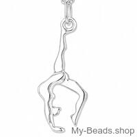 Zilveren sport hanger van een gymnaste die een handstand of bruggetje uitvoert tijdens gymnastiek wedstrijd. Hanger in 2-D. 
Mooi cadeau voor verjaardag of Kerstmis.
