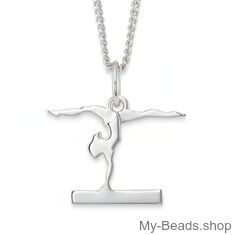 Zilveren hanger met collier van een gymnaste die bij een wedstrijd een gymnastiek vloer oefening doet op de evenwichtsbalk. 
Mooi cadeau voor verjaardag.