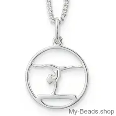 Zilveren hanger met collier van een gymnaste die bij een wedstrijd een gymnastiek vloer oefening doet op de evenwichtsbalk. 
Mooi cadeau voor verjaardag.