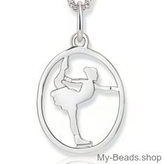 Zilveren hanger met collier van een schaatsster die bij een kunstschaatsen wedstrijd een oefening doet op de ijsbaan. 
Mooi cadeau voor verjaardag of kerstmis.