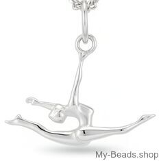 Zilveren hanger met gymnaste die een ritmische gymnastiek spagaatsprong op de vloer uitvoert tijdens een wedstrijd.  
Mooi cadeau voor verjaardag of kerstmis.