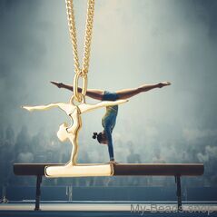 My-Beads Silber Anhänger Turnen 330 "Schwebebalken" Gold Plated
Größe: 17 mm
Silber Sportschmuck Anhänger, "Schwebebalken". Silber Sportmotiven Turnen / Gymnastik.
Material: Gold Plated 925er Sterling Silber.
Artikel kommt mit Geschenkverpackung.
Preise inkl. MwSt.

Lass dich von unseren Geschenkideen inspirieren & finde das perfekte Geburtstagsgeschenk!
Sportschmuck Anhänger auch erhältlich mit passende Gold Plated Panzer Silberkette.

#MyBeadsSport #Gerätturnen #Gymnastik
Geschenkidee: Weihnachten, Geburtstag, Wettkämpfe & Wettbewerbe.

Der Schwebebalken ist ein Sportgerät der Frauen im Gerätturnen, auch für den Mehrkampf.
Sportart: Gerätturnen
Typische Turnübungen auf dem Schwebebalken sind Sprünge, Halteteile, Überschläge vorwärts und rückwärts sowie Drehungen.
Insbesondere Flickflack, Salto vorwärts und rückwärts, Rondat sowie Handstand-Drehungen gehören zum Repertoire moderner Übungen am Schwebebalken.
Tolle geschenkidee für Gymnastik,  Turnerin,  Trainerinnen oder Trainer.