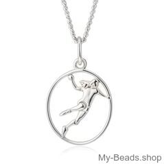 Zilveren hanger van een handbalster die met een worp actie een handbal gooit tijdens een competitie wedstrijd. 
Mooi cadeau voor verjaardag of wedstrijd.