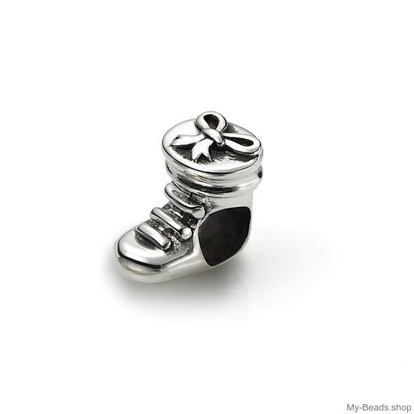 My-Beads charm Boot with Bow Sterling Silver

This silver charm fits all common charm bracelets.
Material: Sterling Silver 925.
Includes gift packaging.
