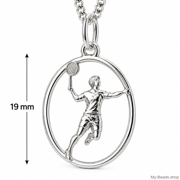 Afmeting zilveren badminton hanger MB428 – speelster met racket en shuttle – ca. 19 mm
