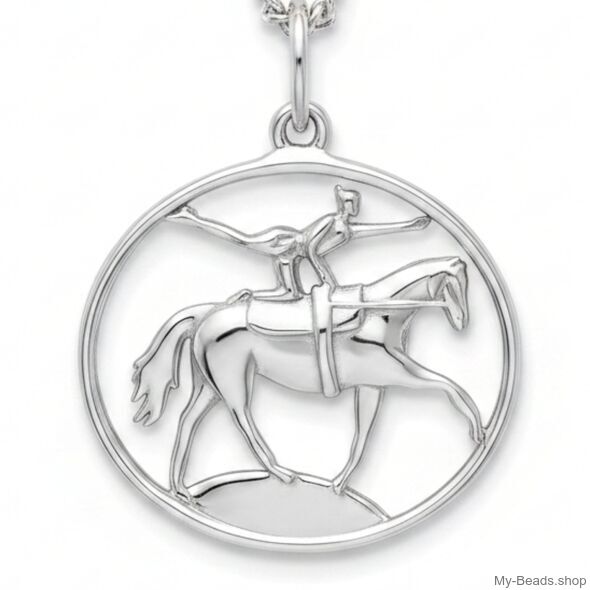 Ciondolo in argento raffigurante un volteggiatore equestre, che esegue un volteggio su un cavallo da volteggio. Esercizi di ginnastica acrobatica durante una competizione.
Un bellissimo regalo per un compleanno o Natale.